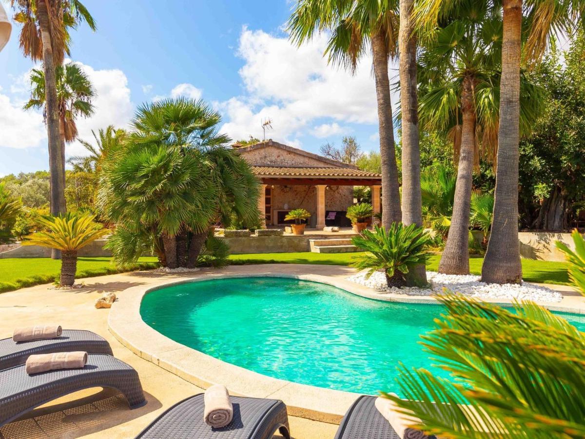 Suau Holiday home Llubi