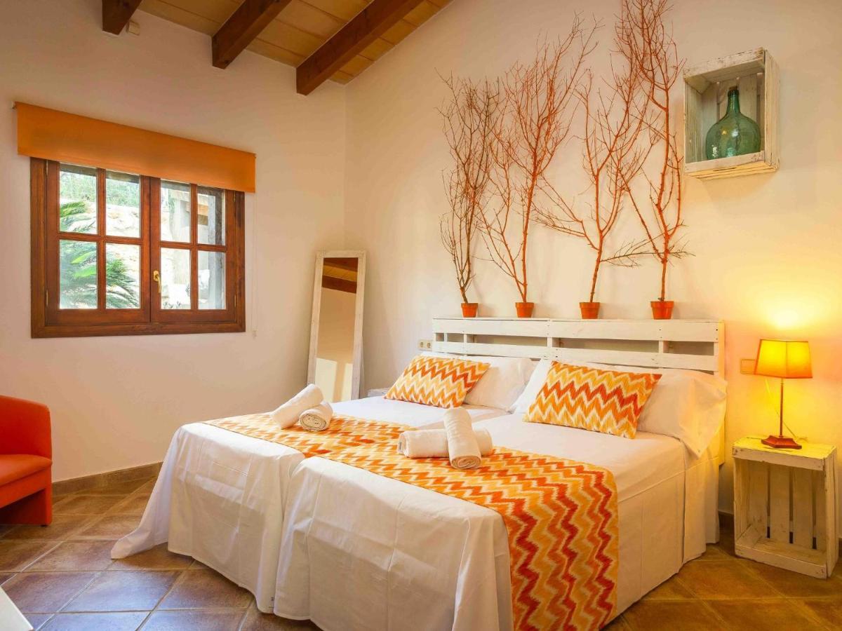 Suau Holiday home Llubi