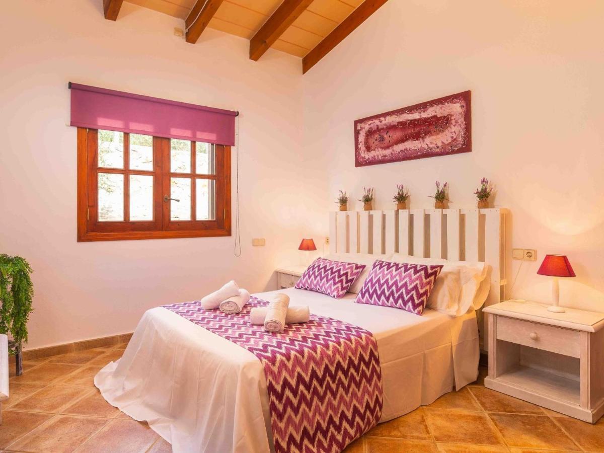 Suau Holiday home Llubi